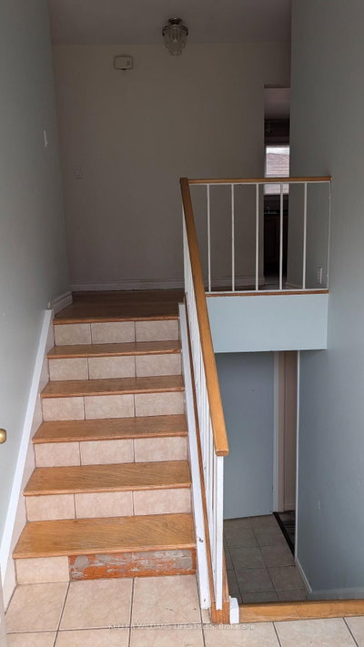 17 Nightingale Drive • North Bay, ON photo 7