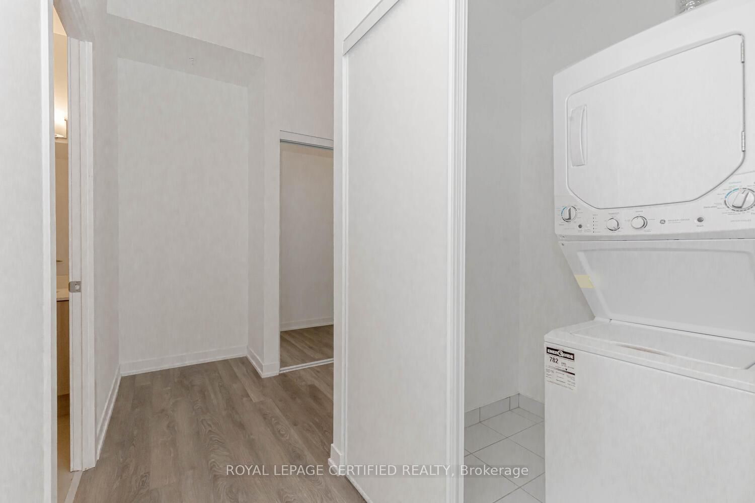 550 North Service Road, Unit 906 - Photo 22