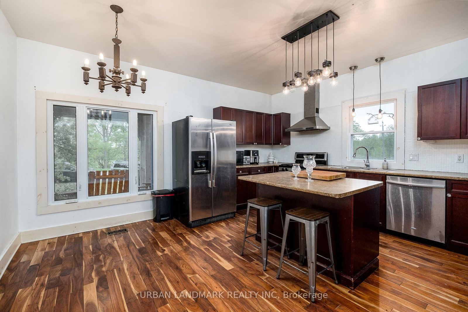 122 Seymour Street W • Madoc, ON photo 11
