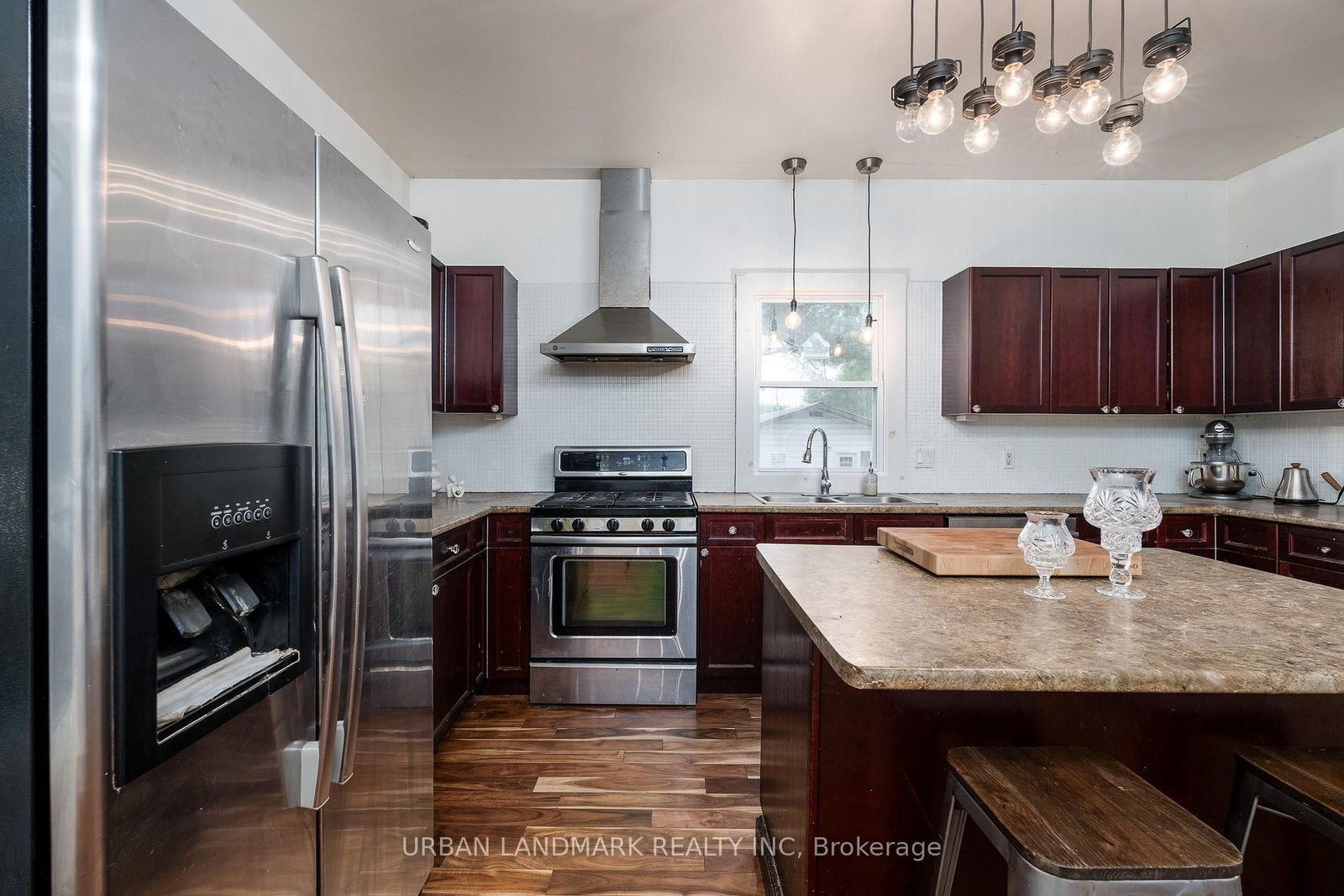 122 Seymour Street W • Madoc, ON photo 13