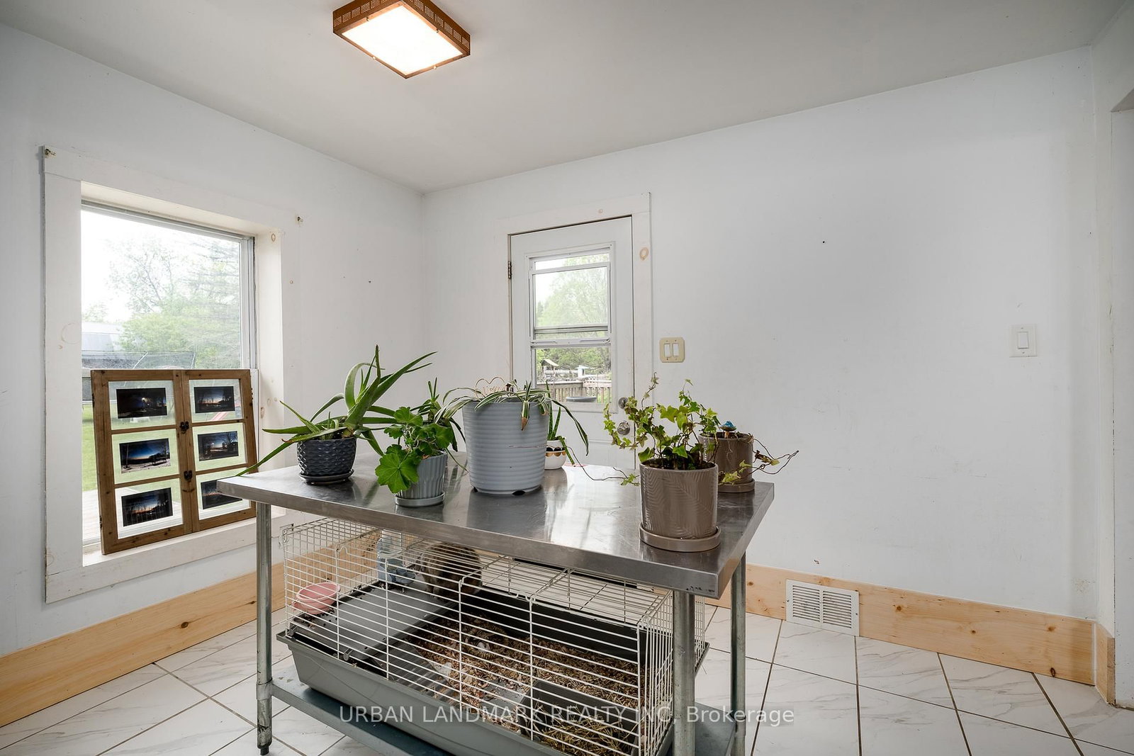 122 Seymour Street W • Madoc, ON photo 15