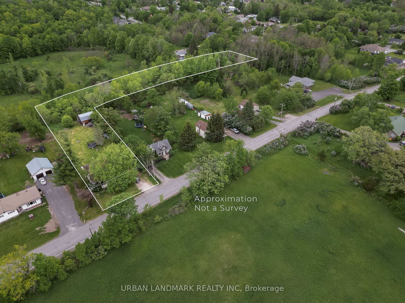 122 Seymour Street W • Madoc, ON photo 36