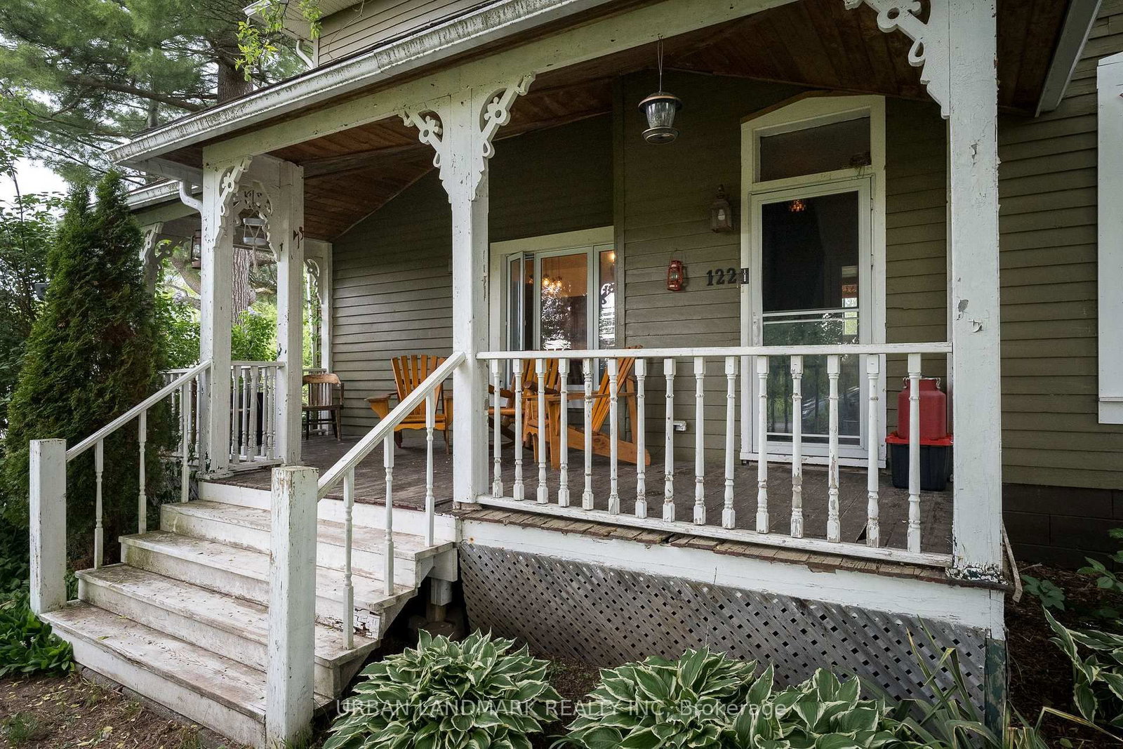 122 Seymour Street W • Madoc, ON photo 4