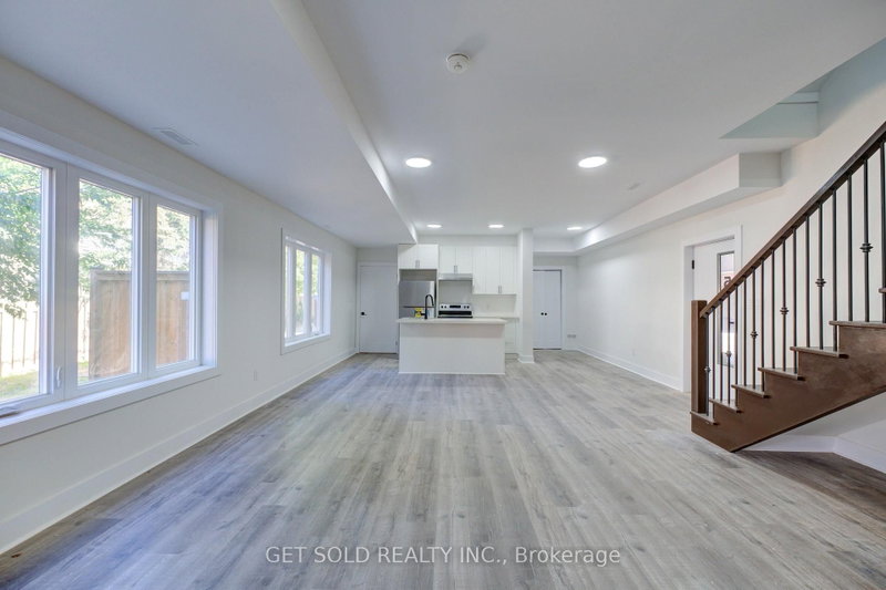 5 - 6701 Thorold Stone Road