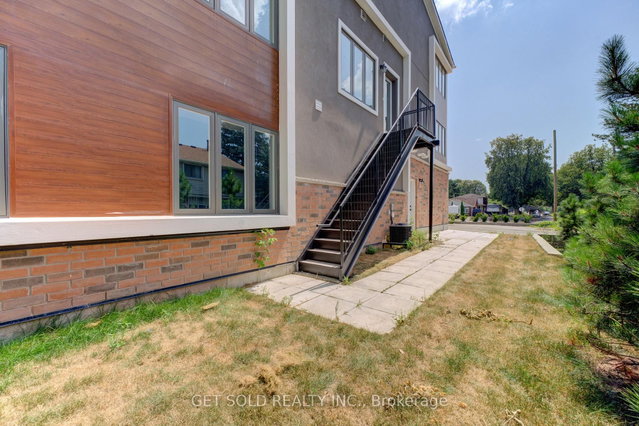 9 - 6701 Thorold Stone Road