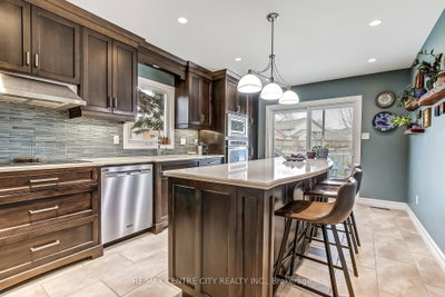 145 North Centre Road • #39 • London North, ON photo 9
