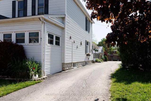 61 Alma Street