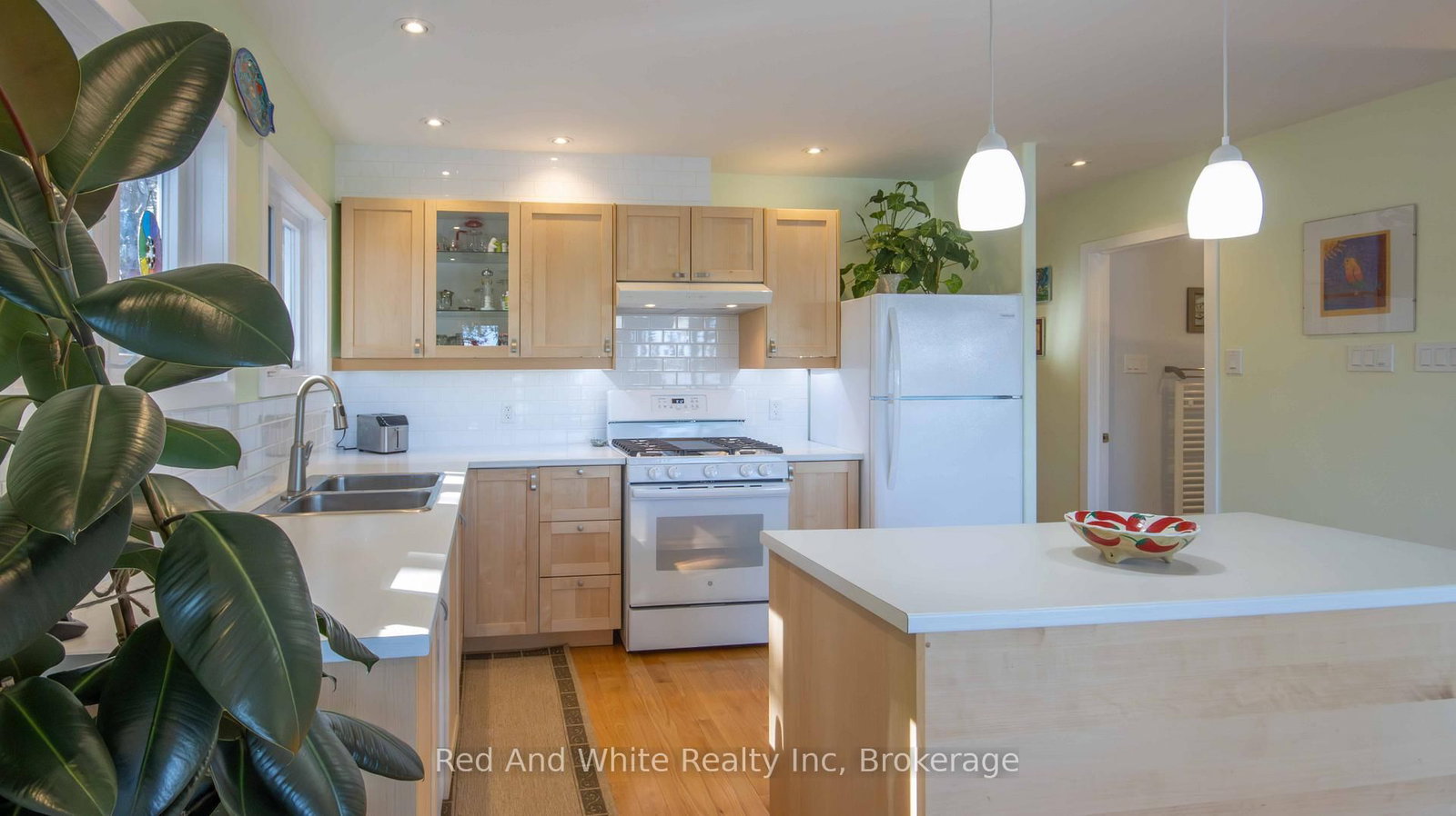 610 Pine Point Lane • Killaloe, ON photo 15