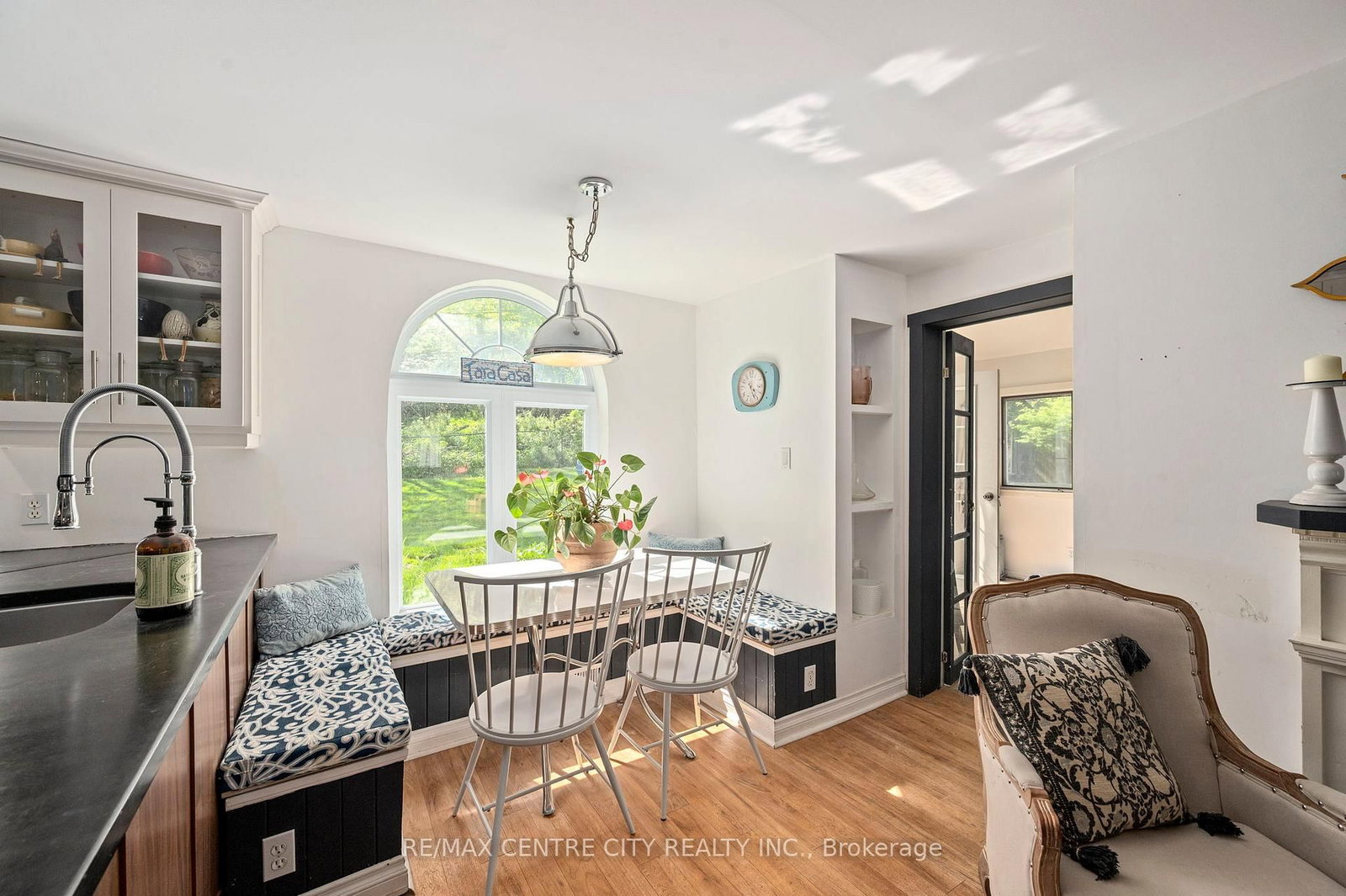 337 George Street • Central Elgin, ON photo 8
