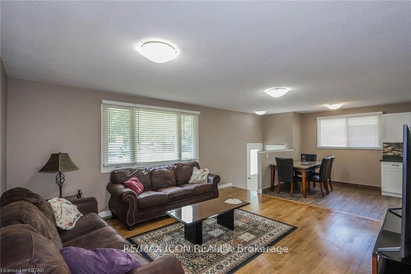 Main - 12 Garland Crescent