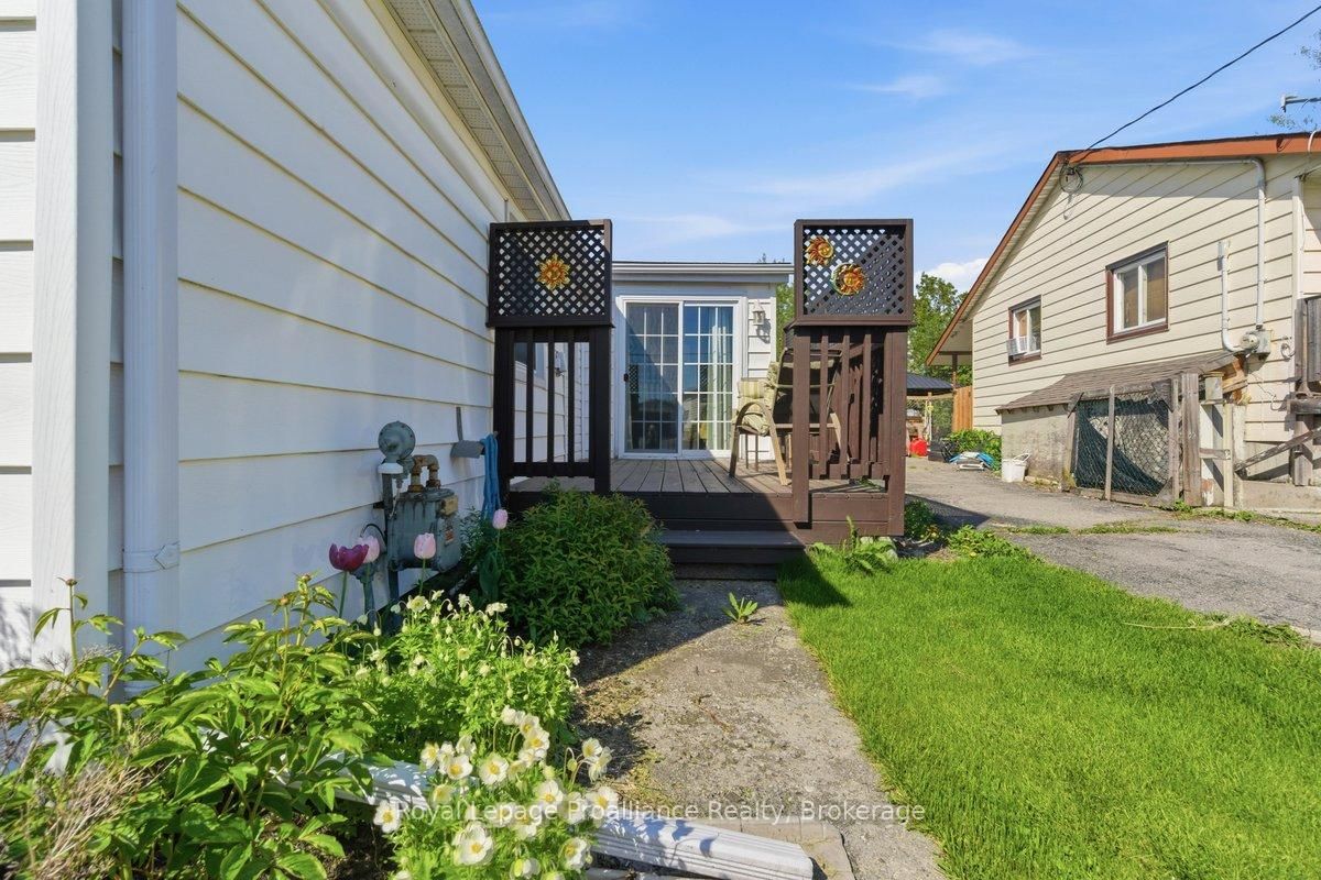14 Ramsay Avenue • Quinte West, ON photo 8