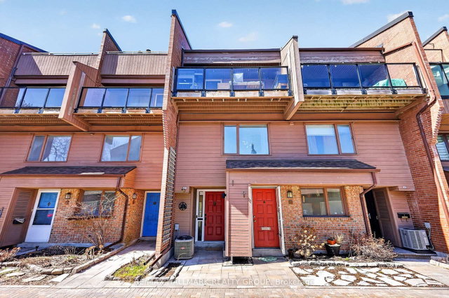 12 - 251 Bruyere Street