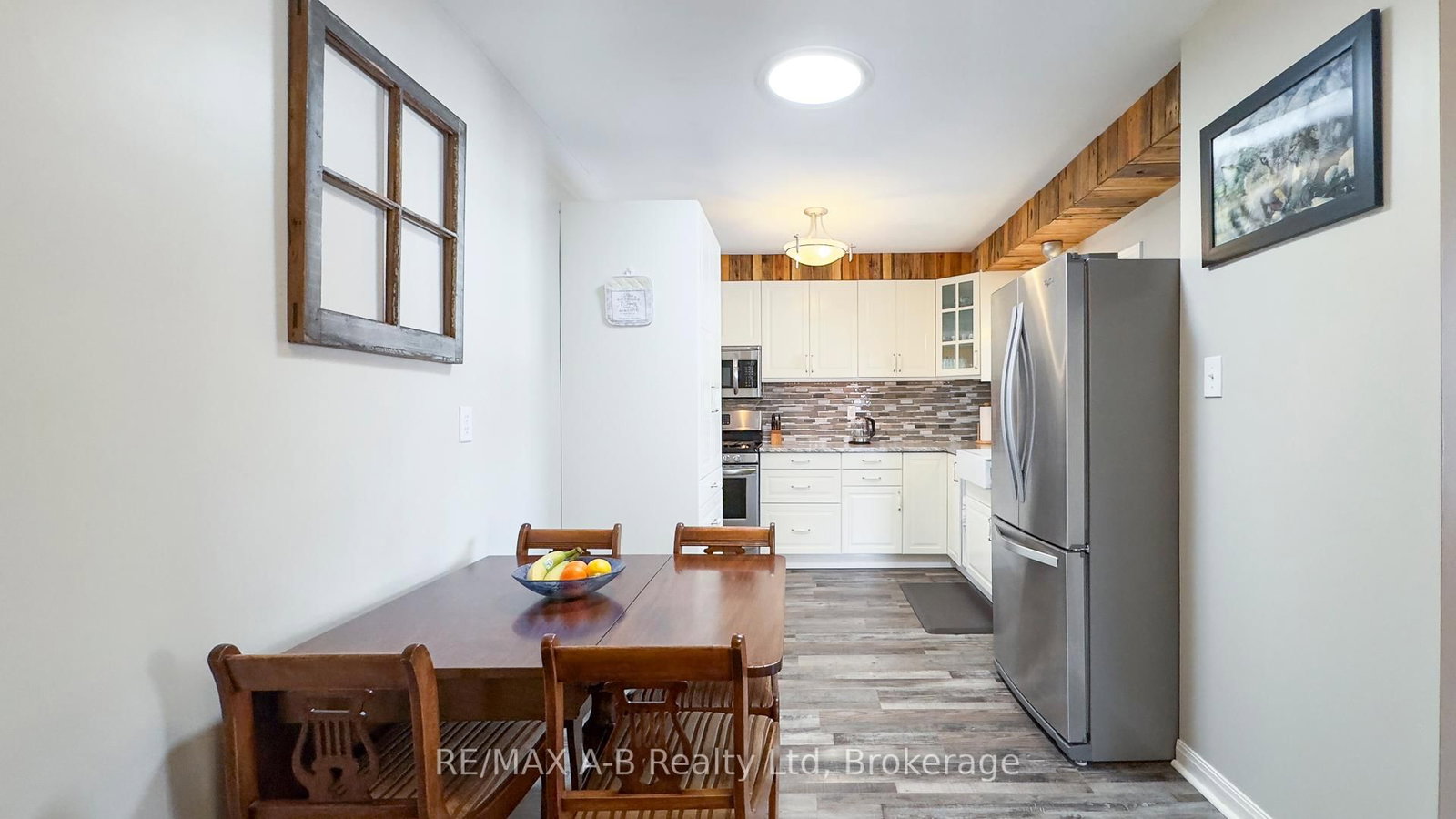 101 Middleton Street • Zorra, ON photo 12