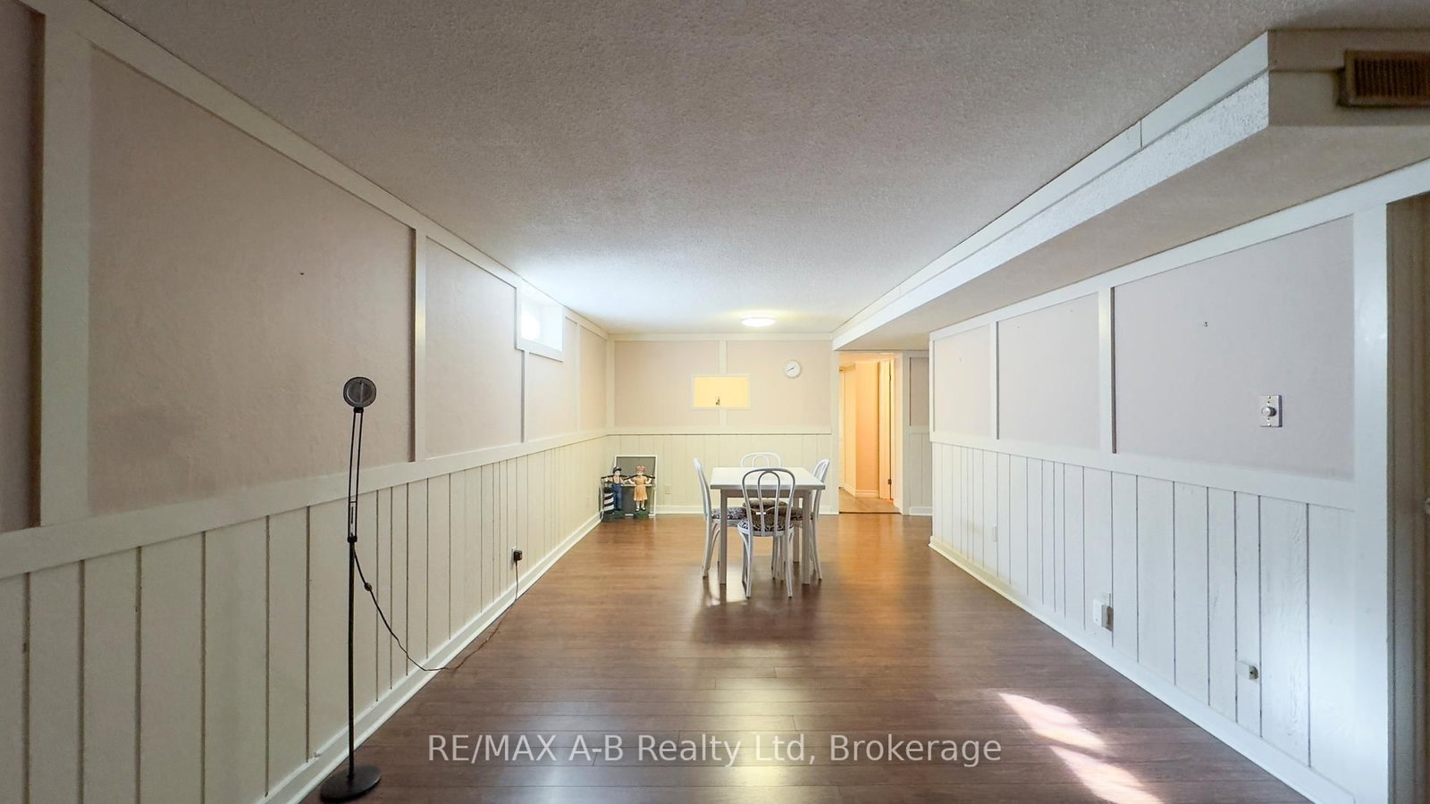 101 Middleton Street • Zorra, ON photo 38