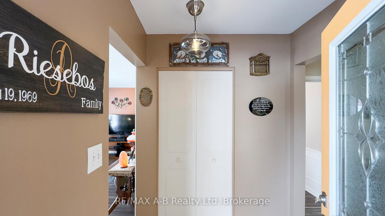 101 Middleton Street • Zorra, ON photo 5