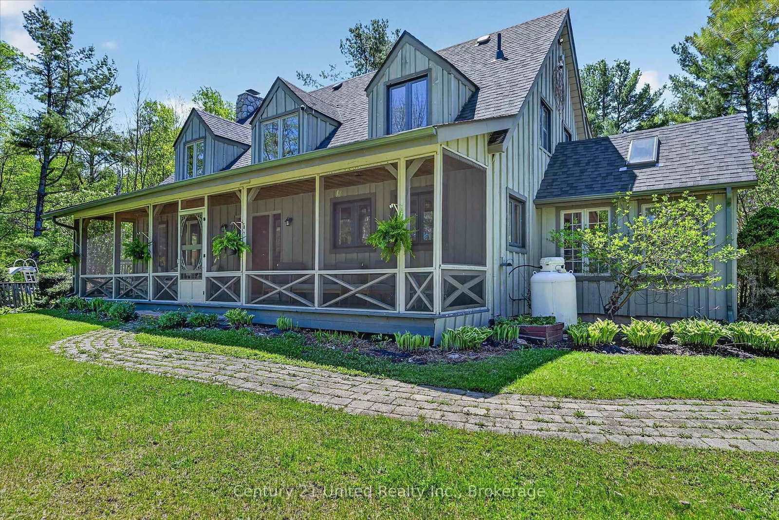 354 Marble Point Road • Limoges, ON photo 3