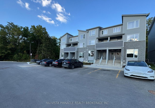 43 - 990 Deveron Crescent