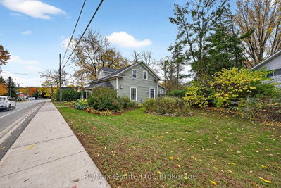 15 Talbot Street • Prince Edward County, ON photo 3