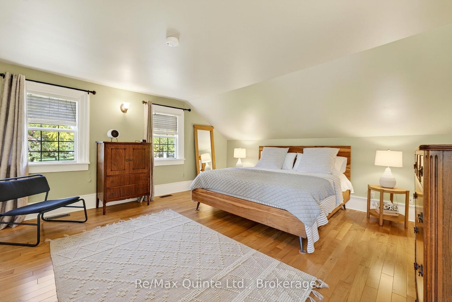15 Talbot Street • Prince Edward County, ON photo 34