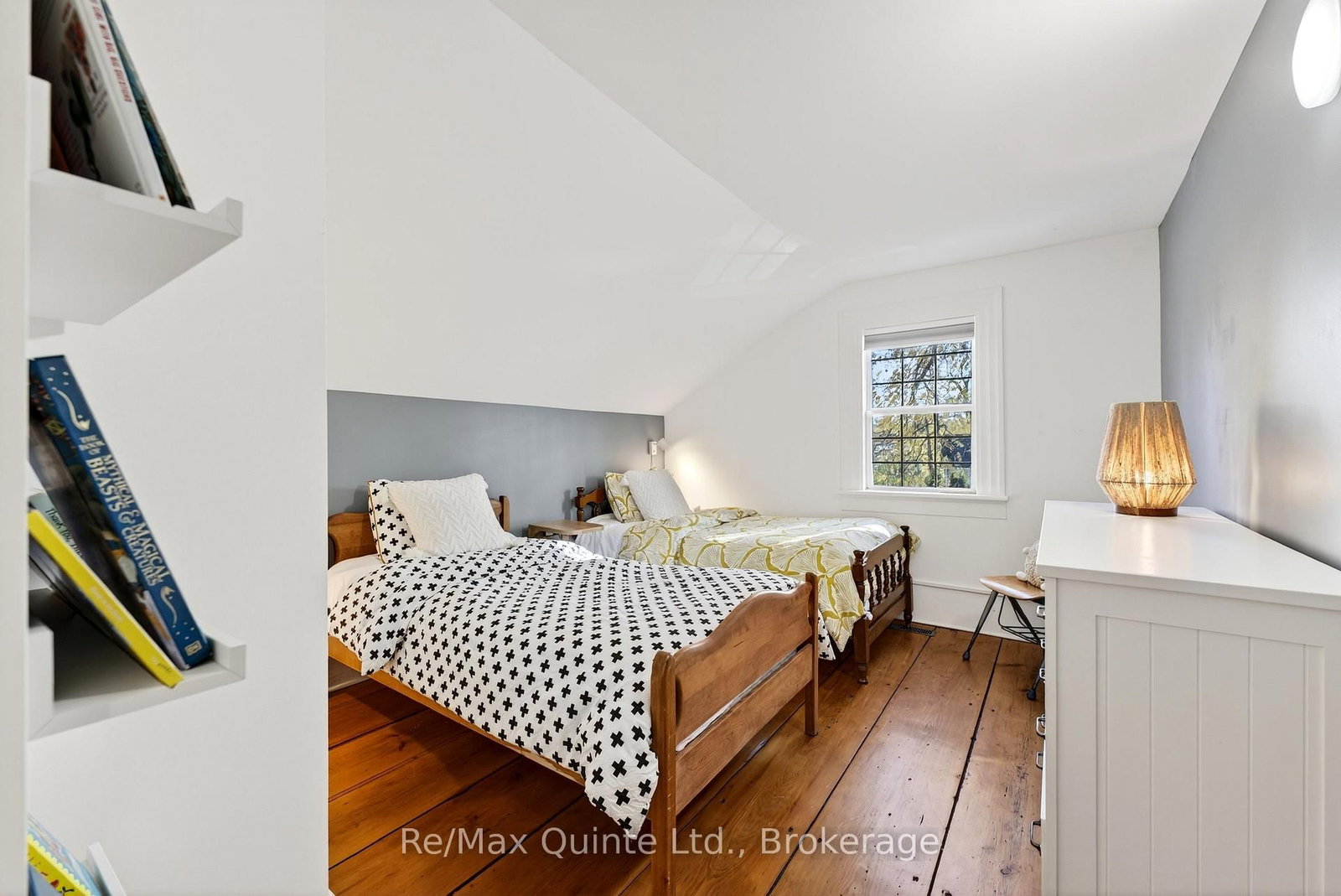 15 Talbot Street • Prince Edward County, ON photo 37
