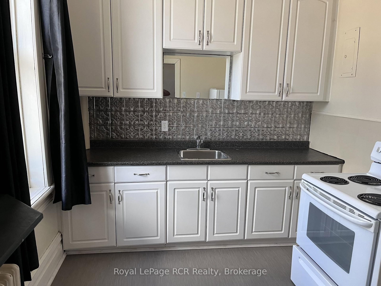 105 Garafraxa Street S • West Grey, ON photo 21