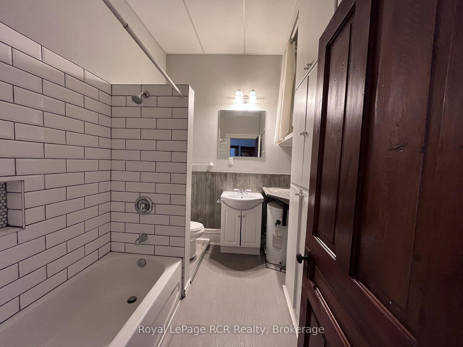 105 Garafraxa Street S • West Grey, ON photo 22