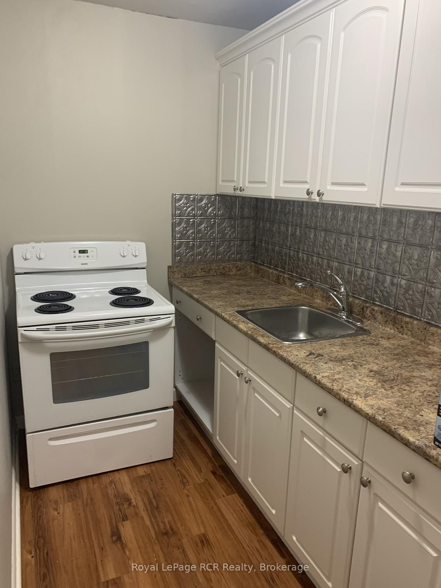 105 Garafraxa Street S • West Grey, ON photo 24