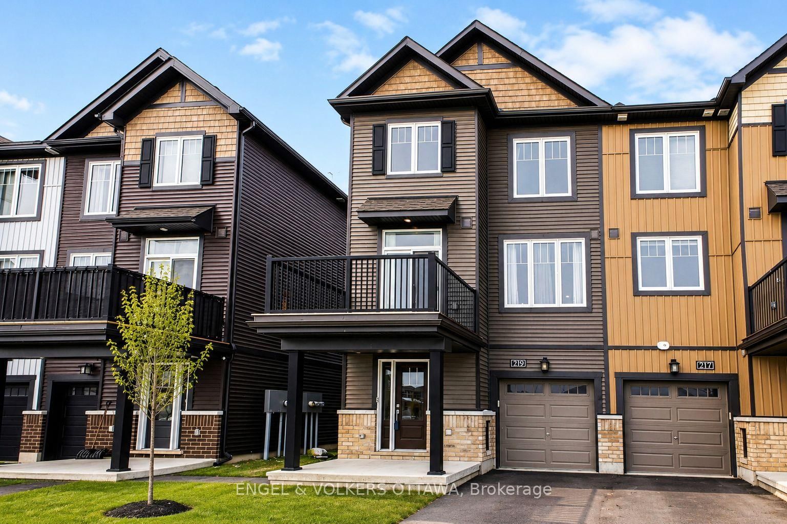 219 Liebe Terrace - Photo 2
