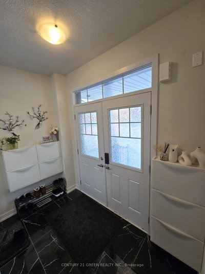50 Sunflower Crescent — photo 4