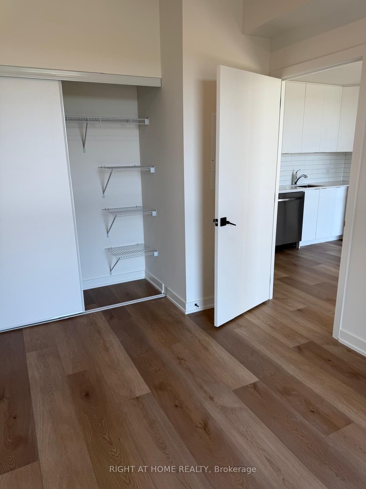 33 Erie Avenue, Unit 602 - Photo 10