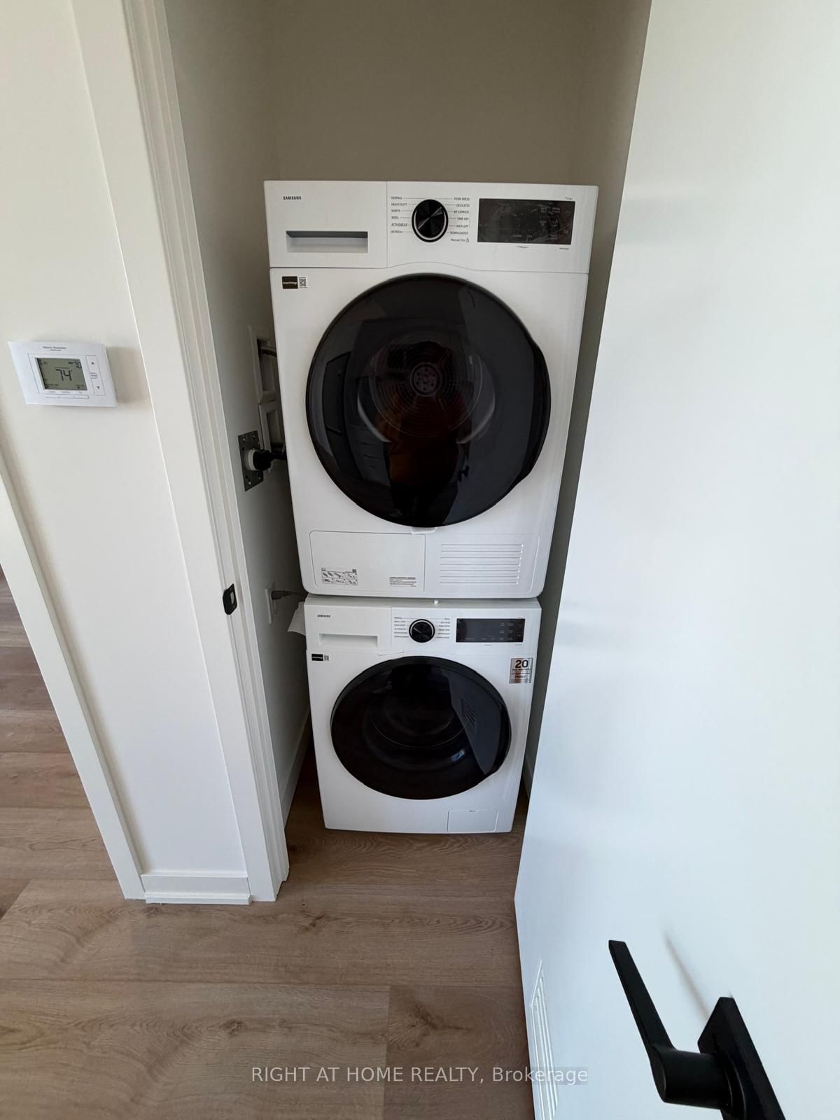 33 Erie Avenue, Unit 602 - Photo 16
