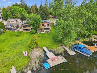 Detached House for sale at 39 Holly Trail, Puslinch, Ontario, N3C 2V4 - Puslinch Lake Settlement Areas - MLS: X13224188