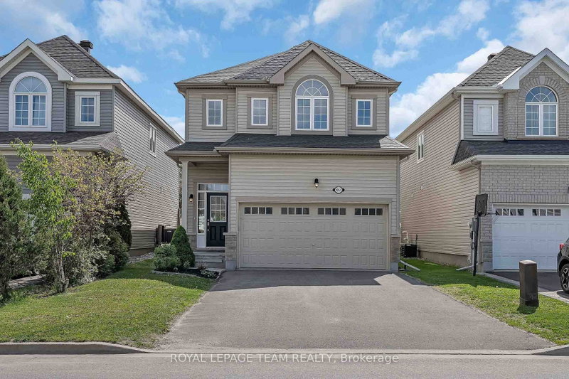 home for sale on 1851 Glencrest Road