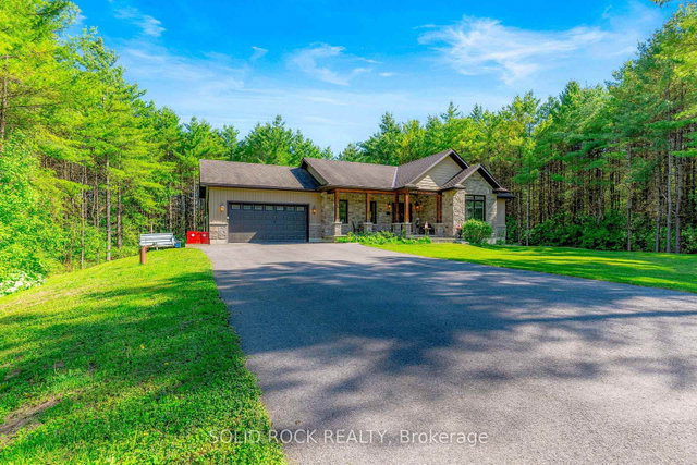 717 Upper Oak Leaf Road