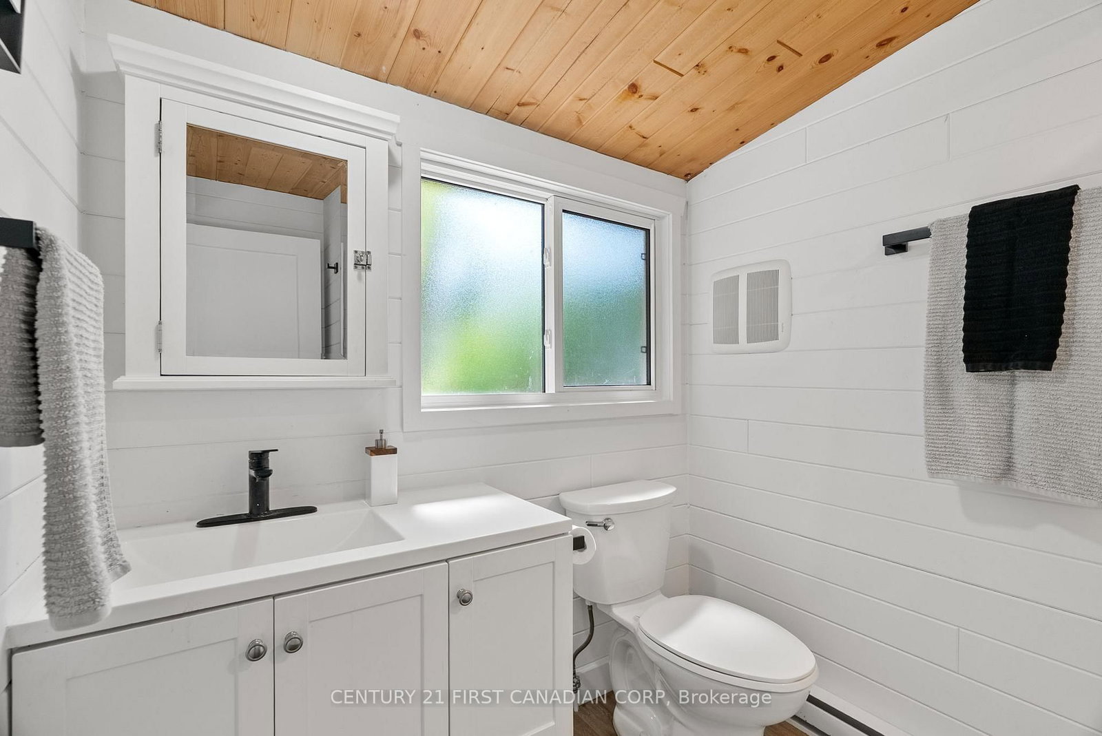 84153 Lakeland Estates Road • Ashfield-Colborne-Wawanosh, ON photo 27