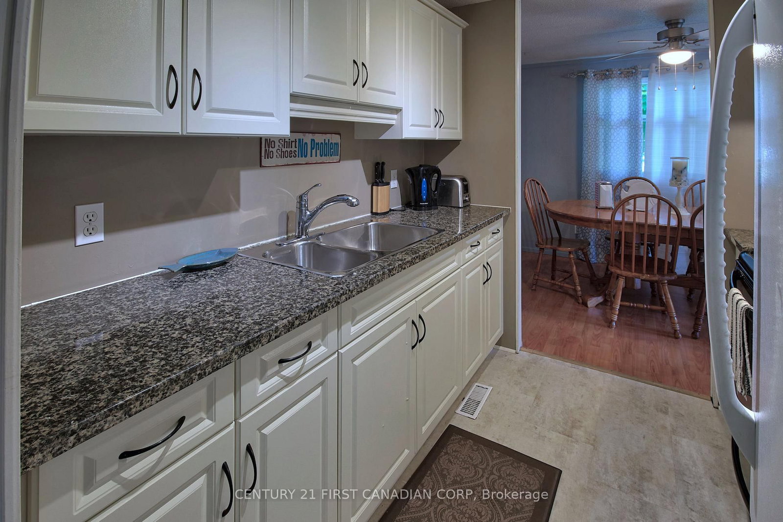 72599 STANLEY Street • Bluewater, ON photo 12