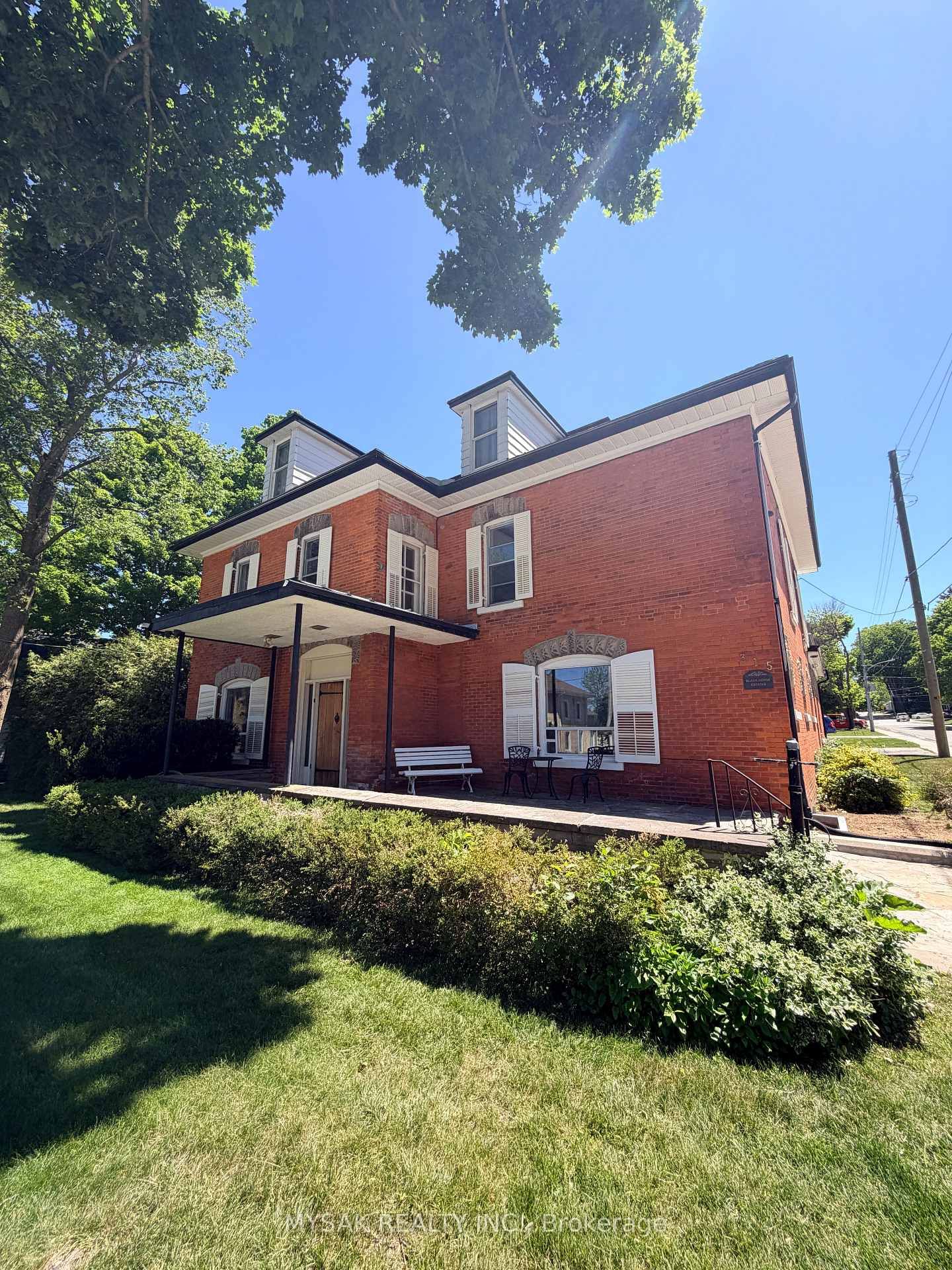 Listing Image 3