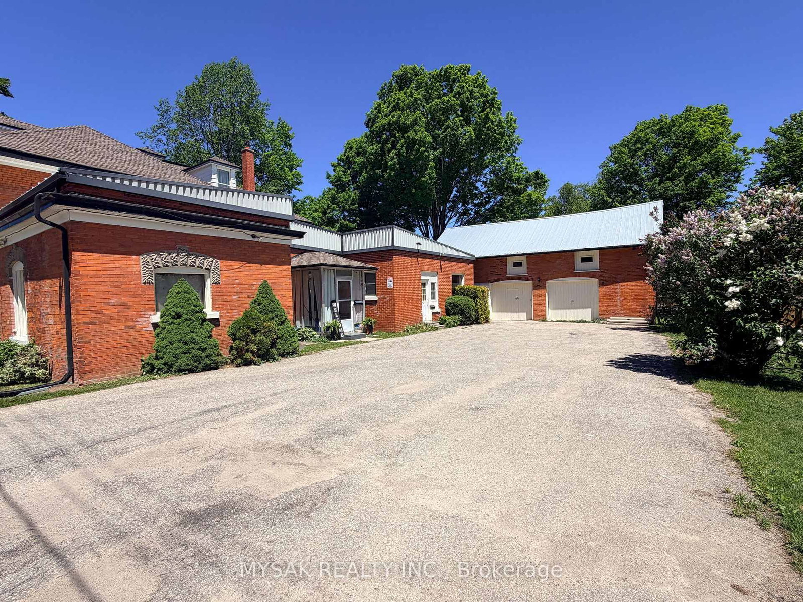 Listing Image 8