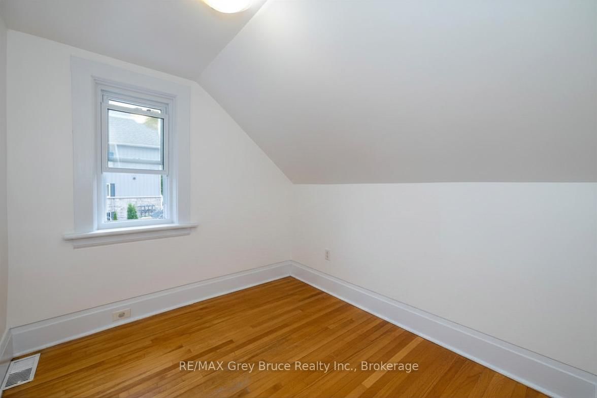 1809 3rd Avenue W • Owen Sound, ON photo 16