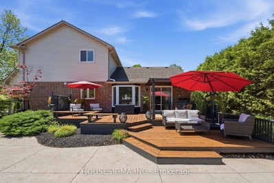 1 Newport Lane — photo 5