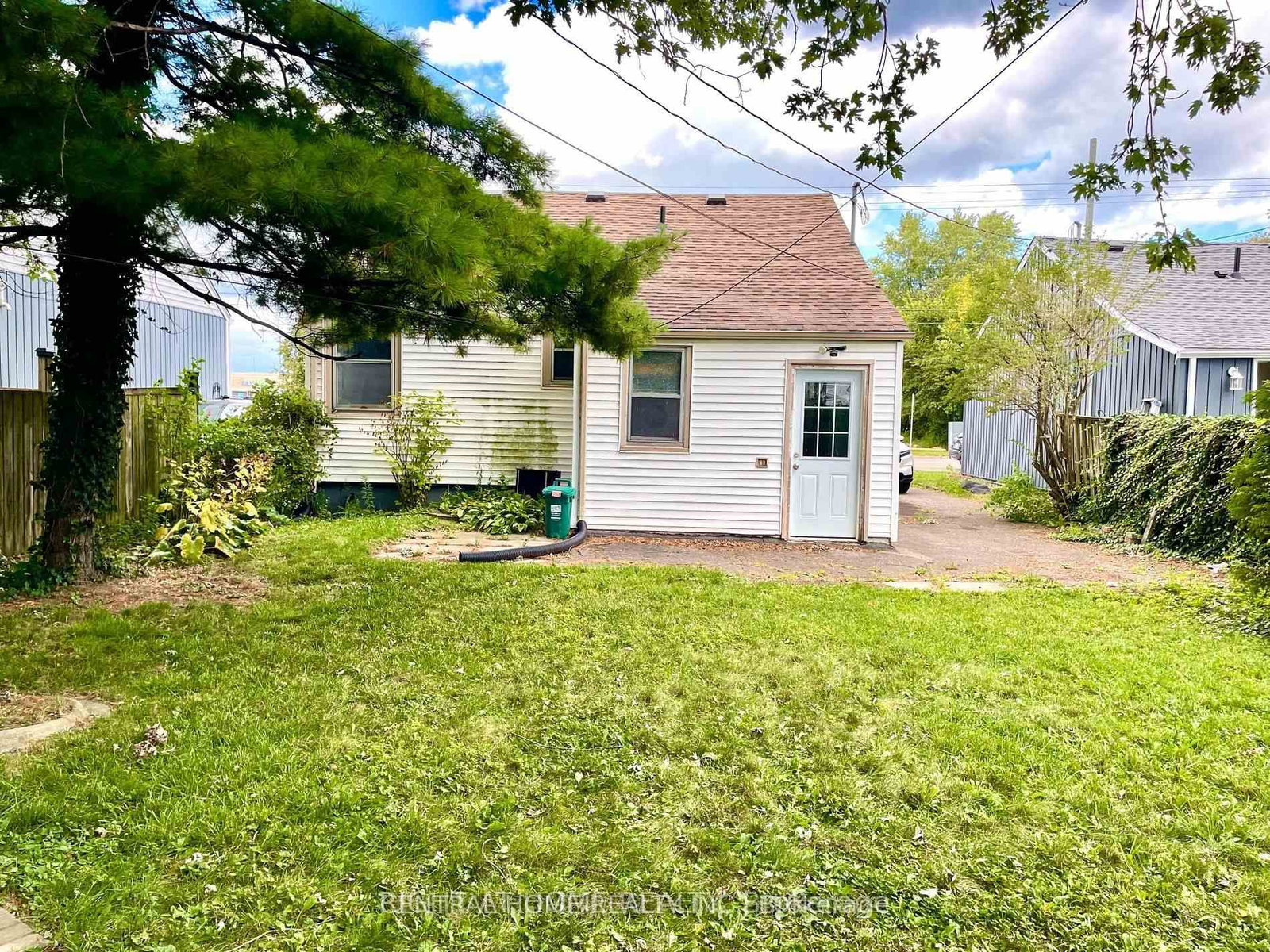 389 Lincoln Street • Welland, ON photo 16