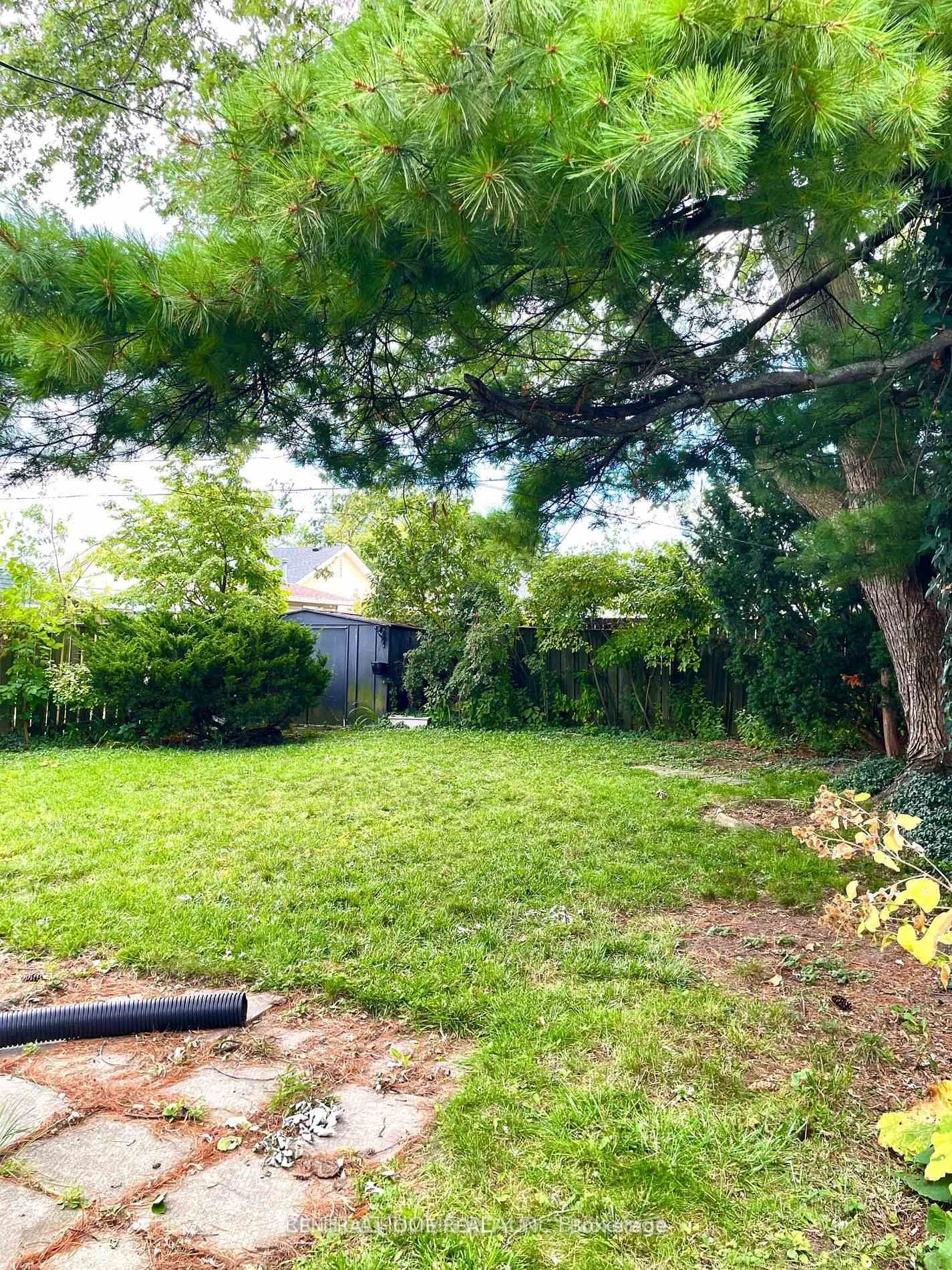 389 Lincoln Street • Welland, ON photo 17