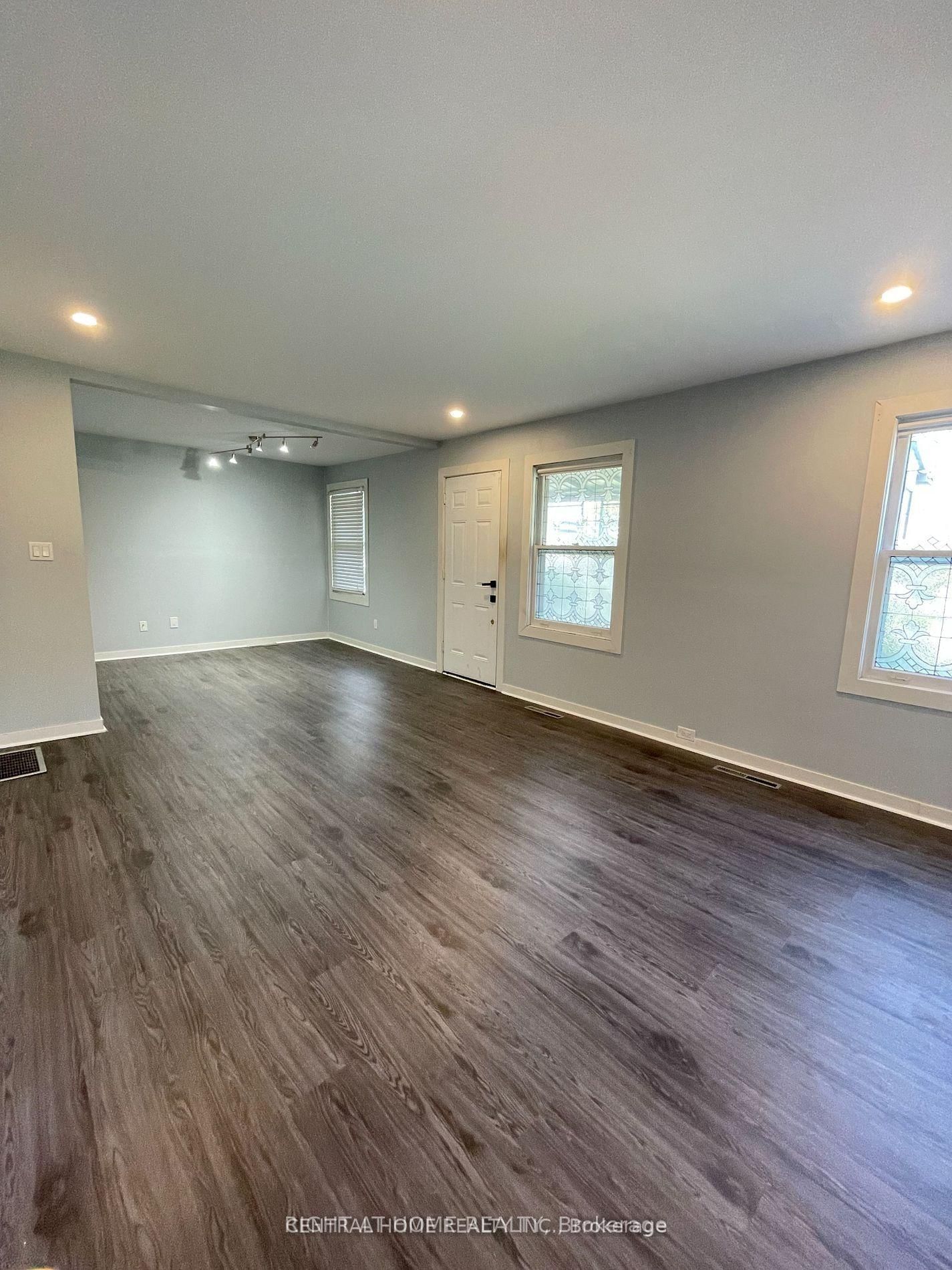 389 Lincoln Street • Welland, ON photo 9