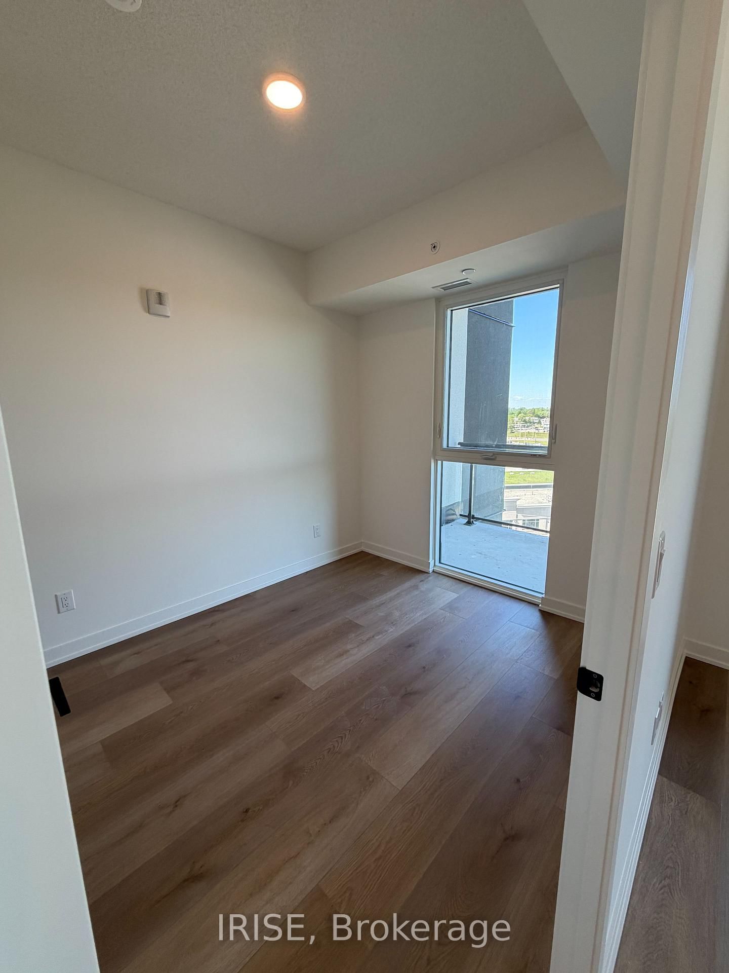 33 Erie Avenue, Unit 707 - Photo 4