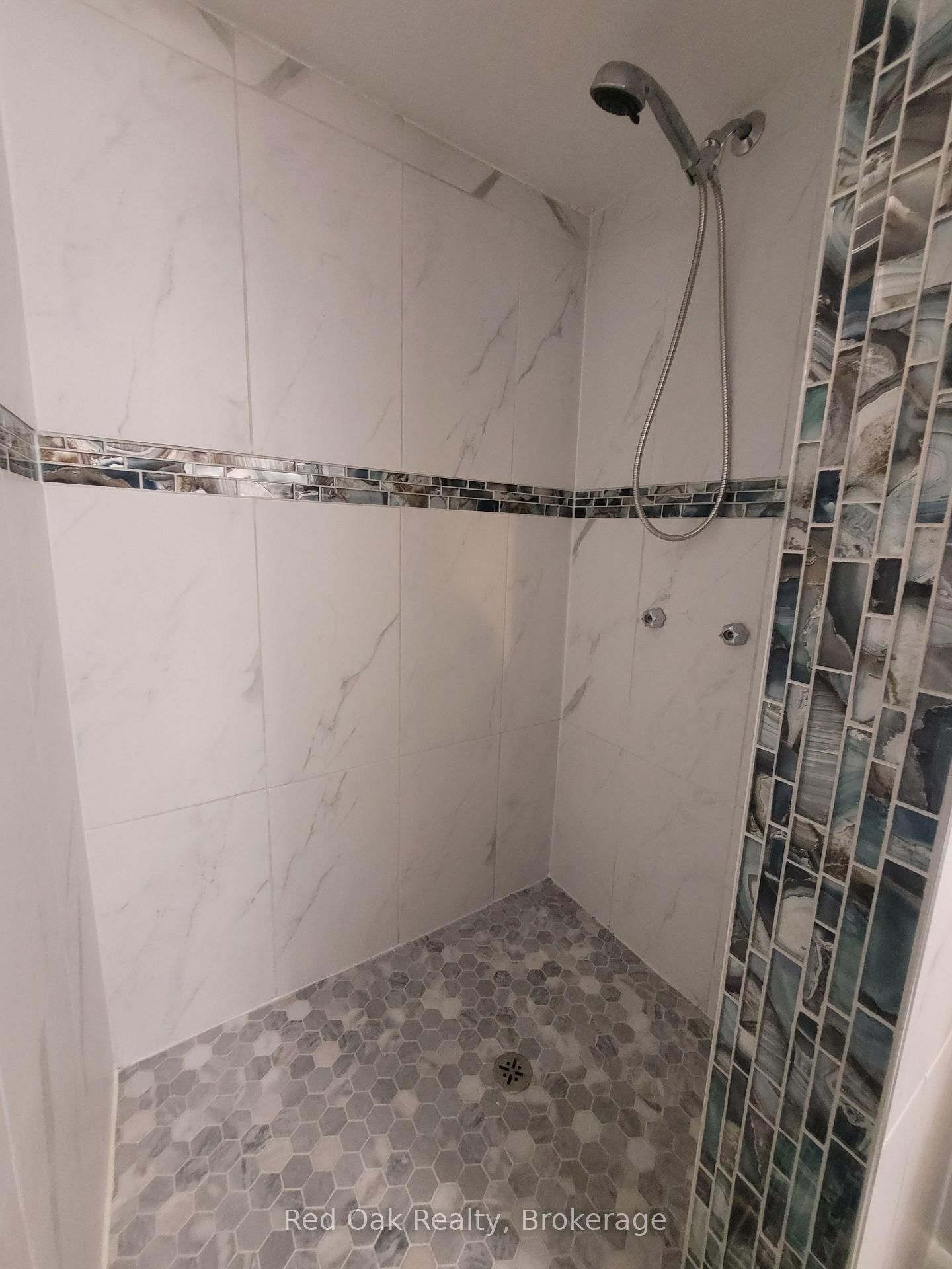 1040 Huron Terrace • Kincardine, ON photo 16