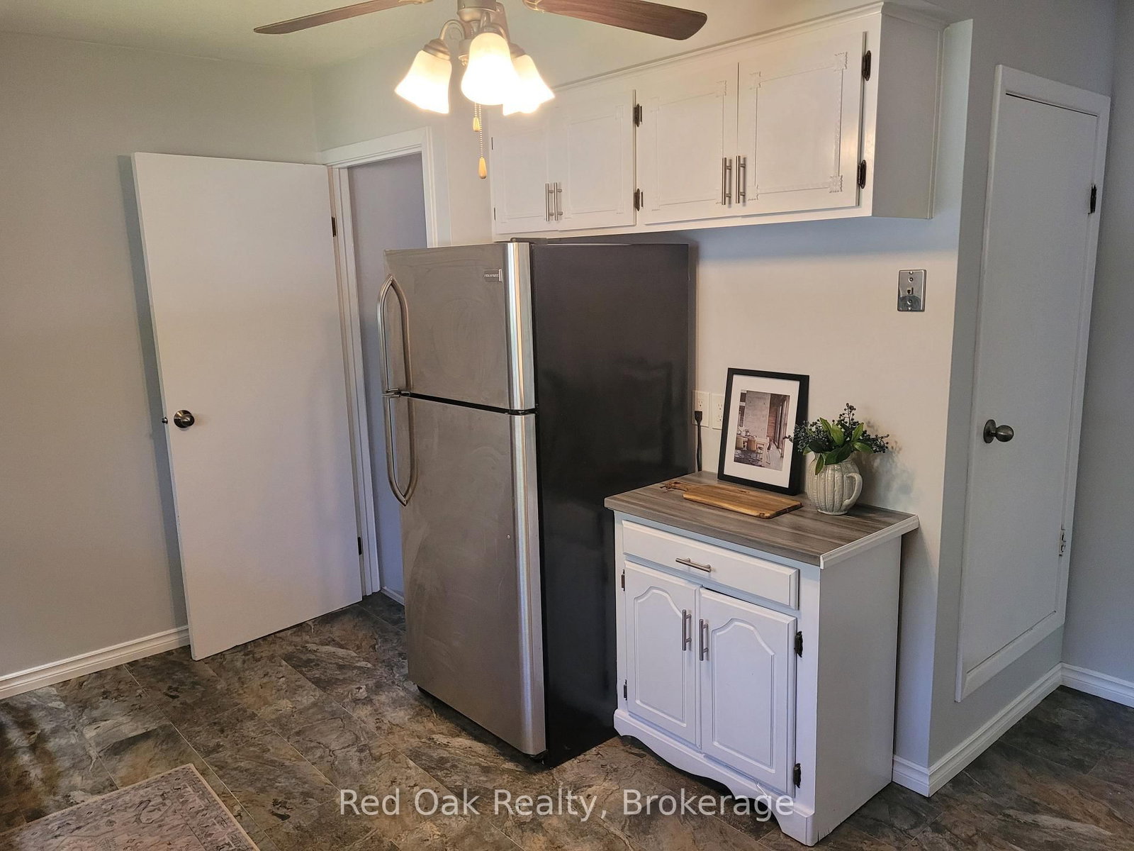 1040 Huron Terrace • Kincardine, ON photo 8