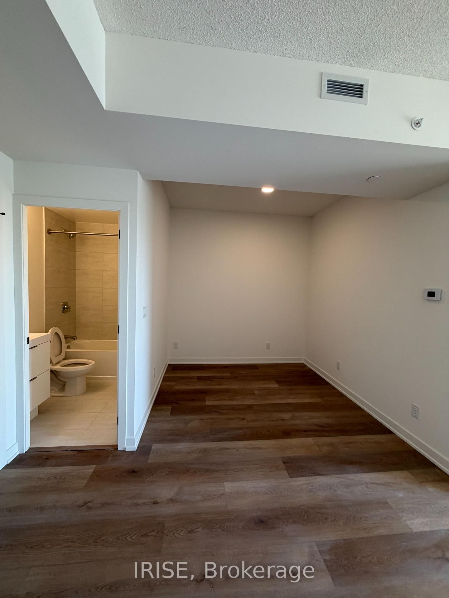 33 Erie Avenue, Unit 612 - Photo 6