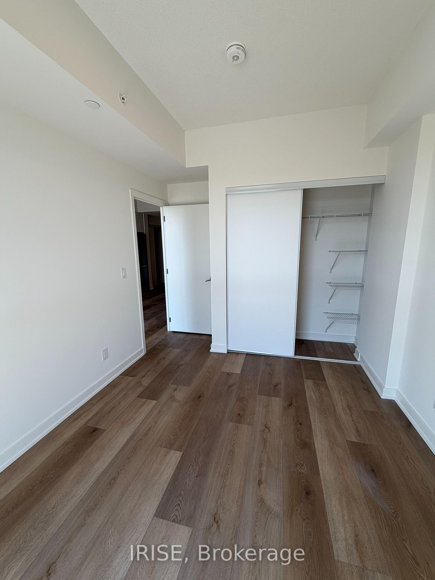 33 Erie Avenue, Unit 612 - Photo 8