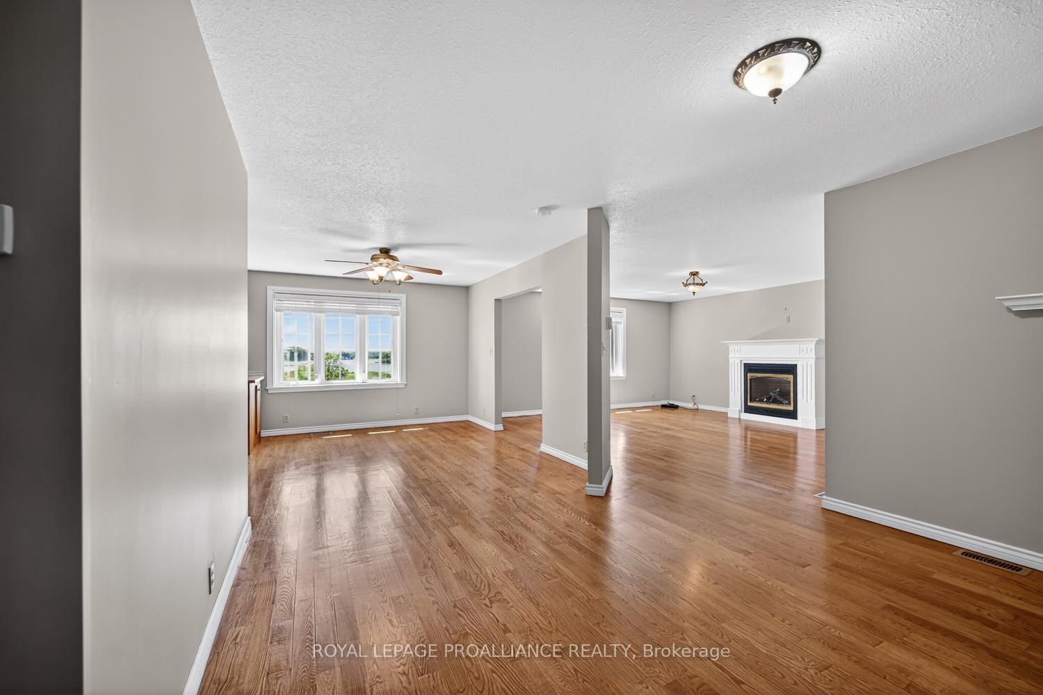 2111 E COUNTY ROAD 2 Road • Edwardsburgh/Cardinal, ON photo 26