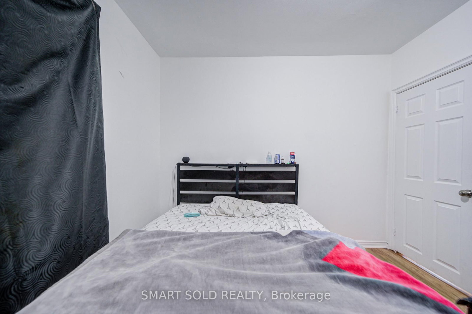 77 Fennell Avenue • Hamilton, ON photo 10